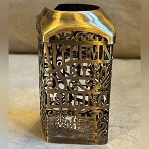 Bath & Body Works. Foaming Hand Soap Sleeve. 
Autumn words. NWT